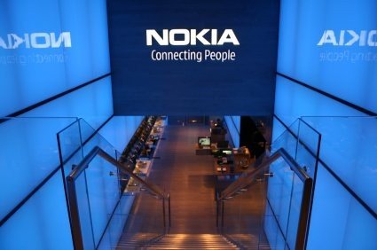 Nokia sigue perdiendo ingresos